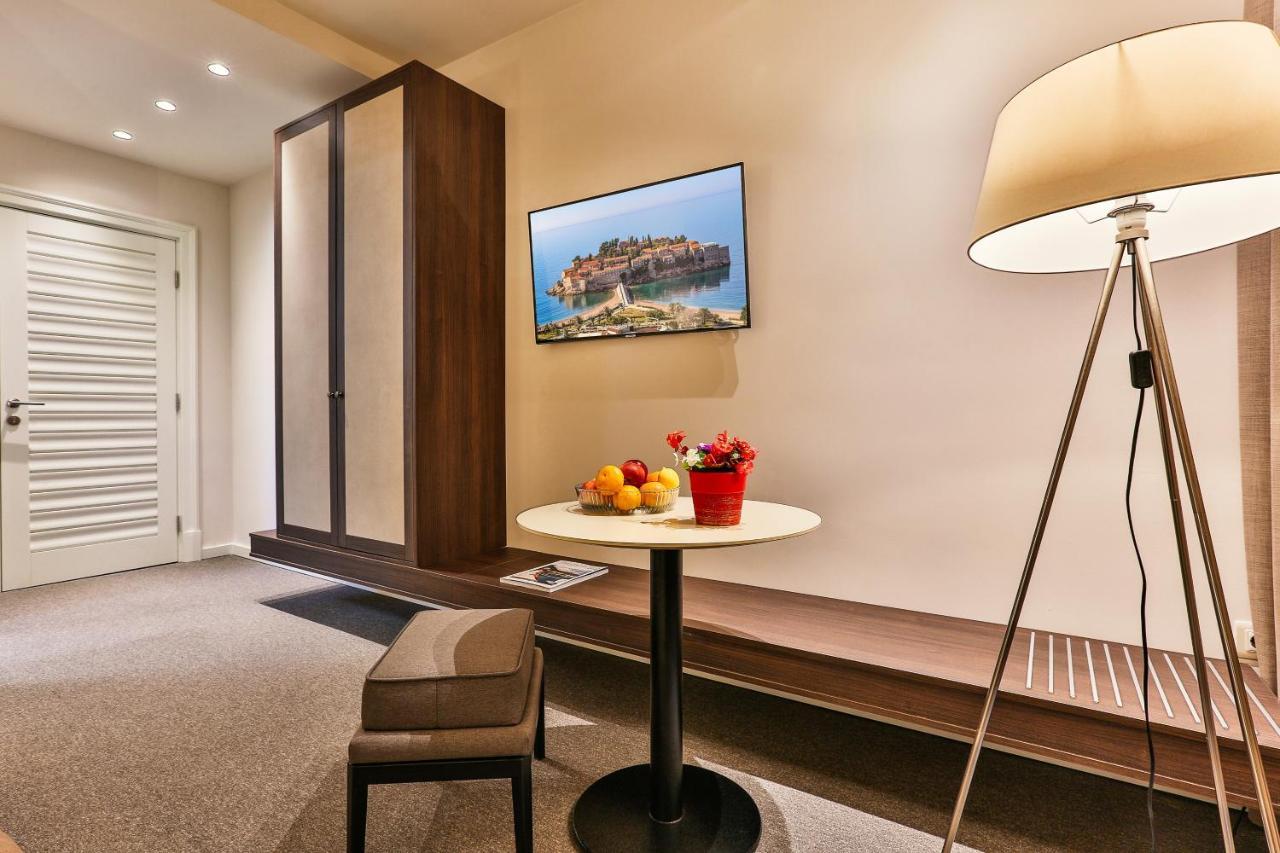 Hotel Bono Budva Extérieur photo