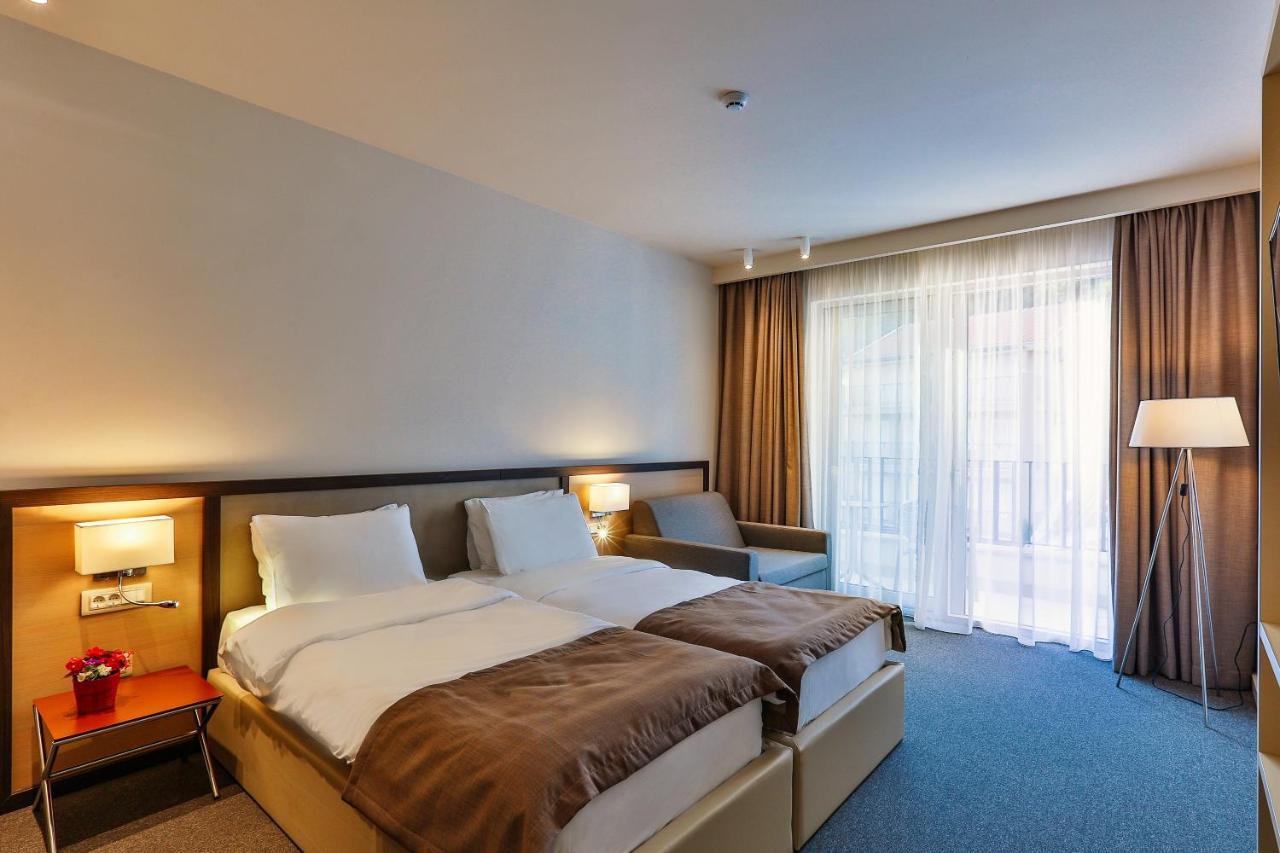 Hotel Bono Budva Extérieur photo